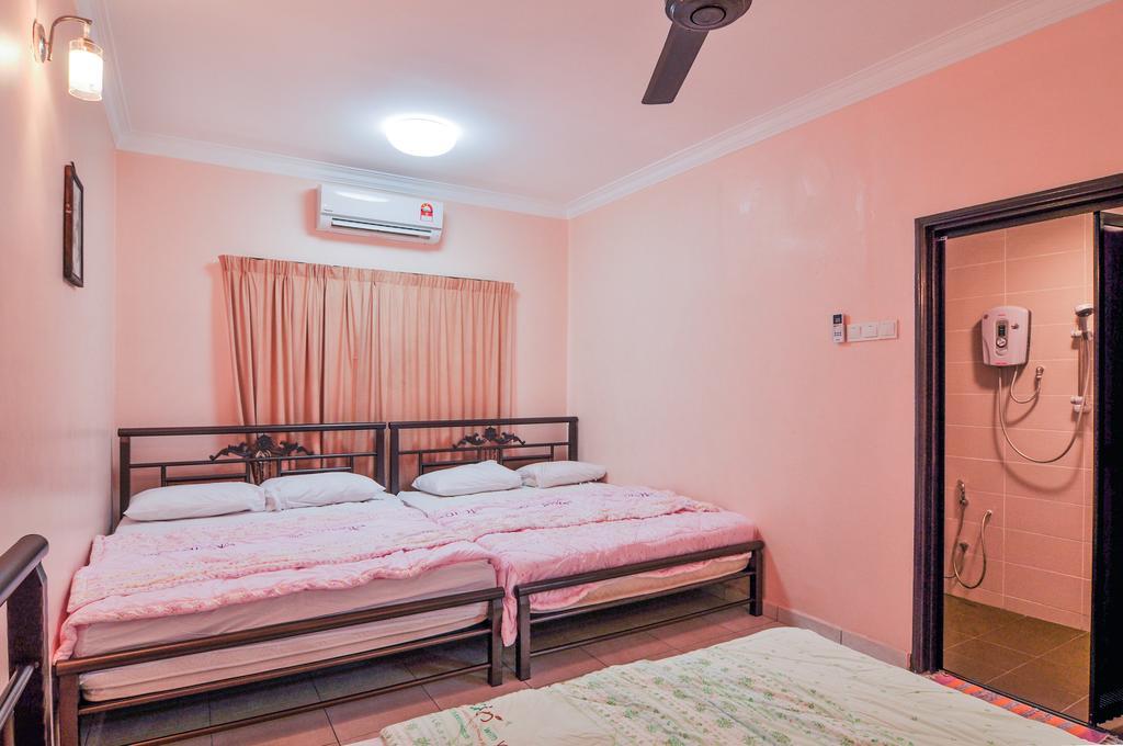 Chin Hua Holiday Home 5 Malacca Екстериор снимка